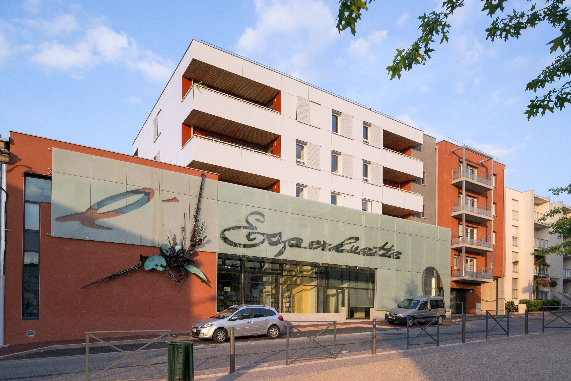 « L’Esperluette » Médiathéque & Logements – Saint-Genest-Lerpt (42)